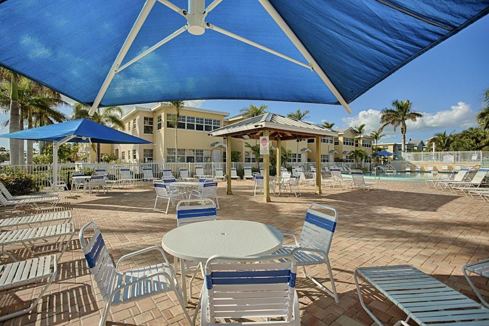 Barefoot Beach Resort Клеруотер-Бич Экстерьер фото